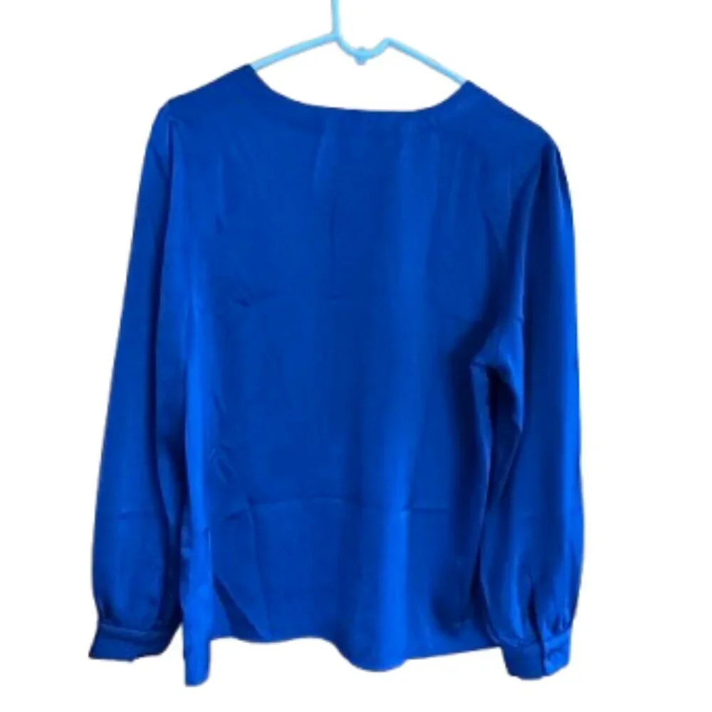 Lilly Pulitzer Royal Blue Size large V Neck (G1)